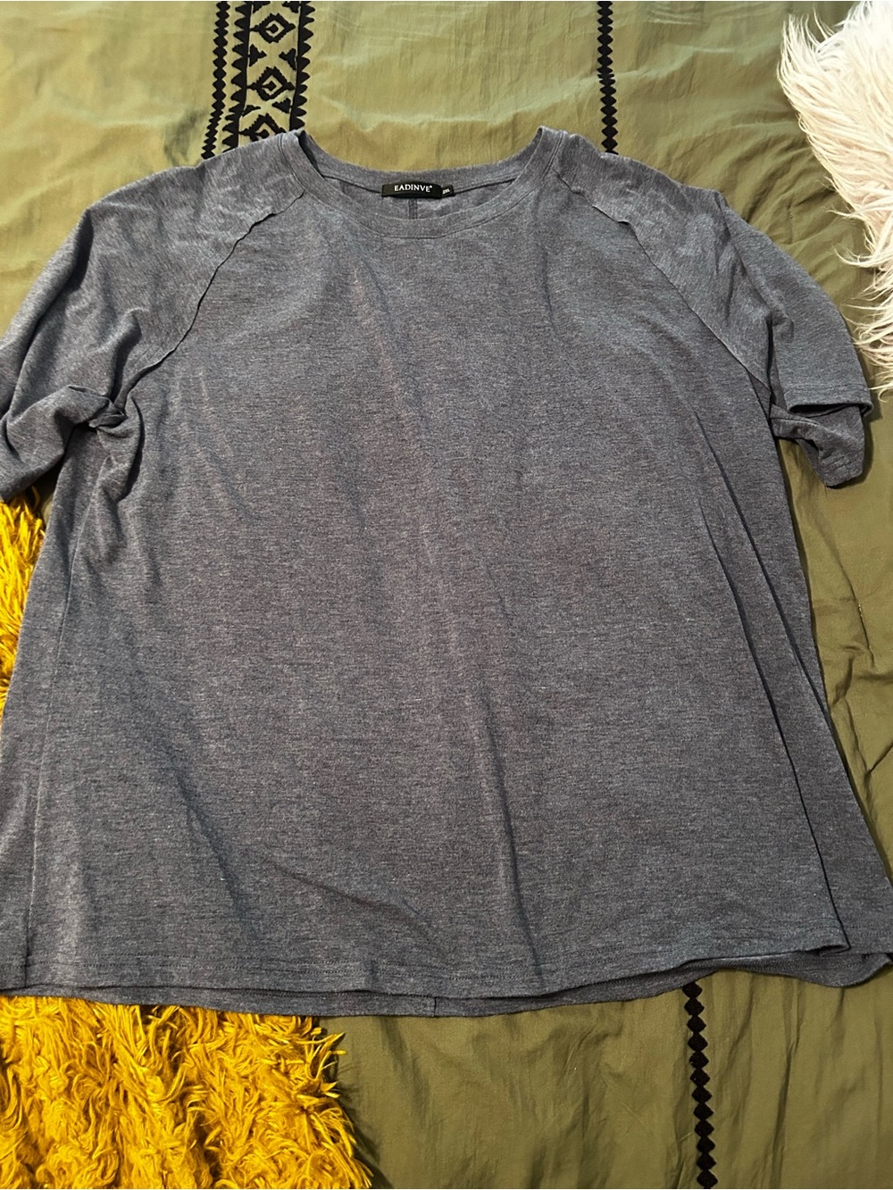 Eadinve Heather Gray Crew Neck T-Shirt